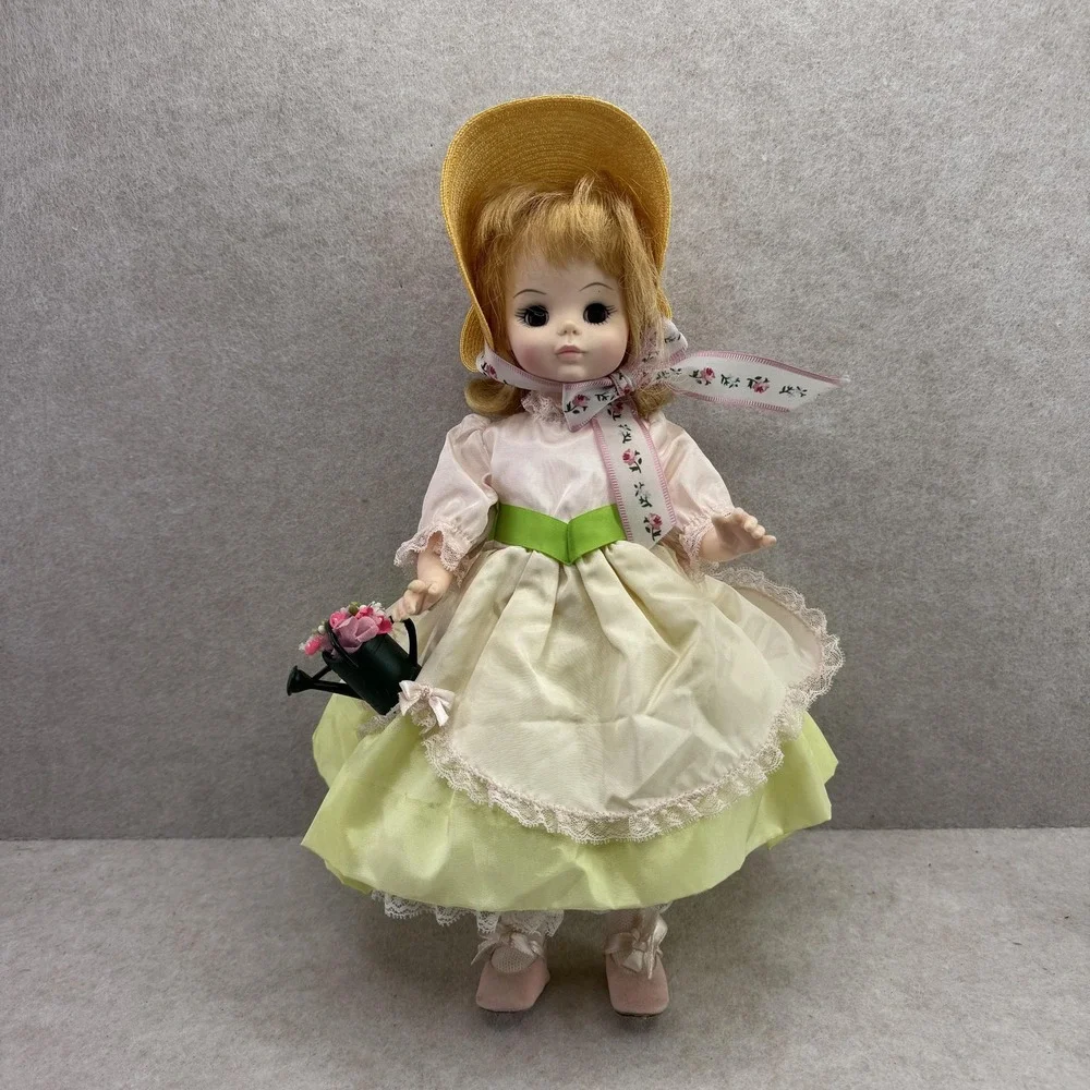 Madame Alexander Mary Mary #1569 14 In‎ Doll Blonde Brown Eyes Watering Can